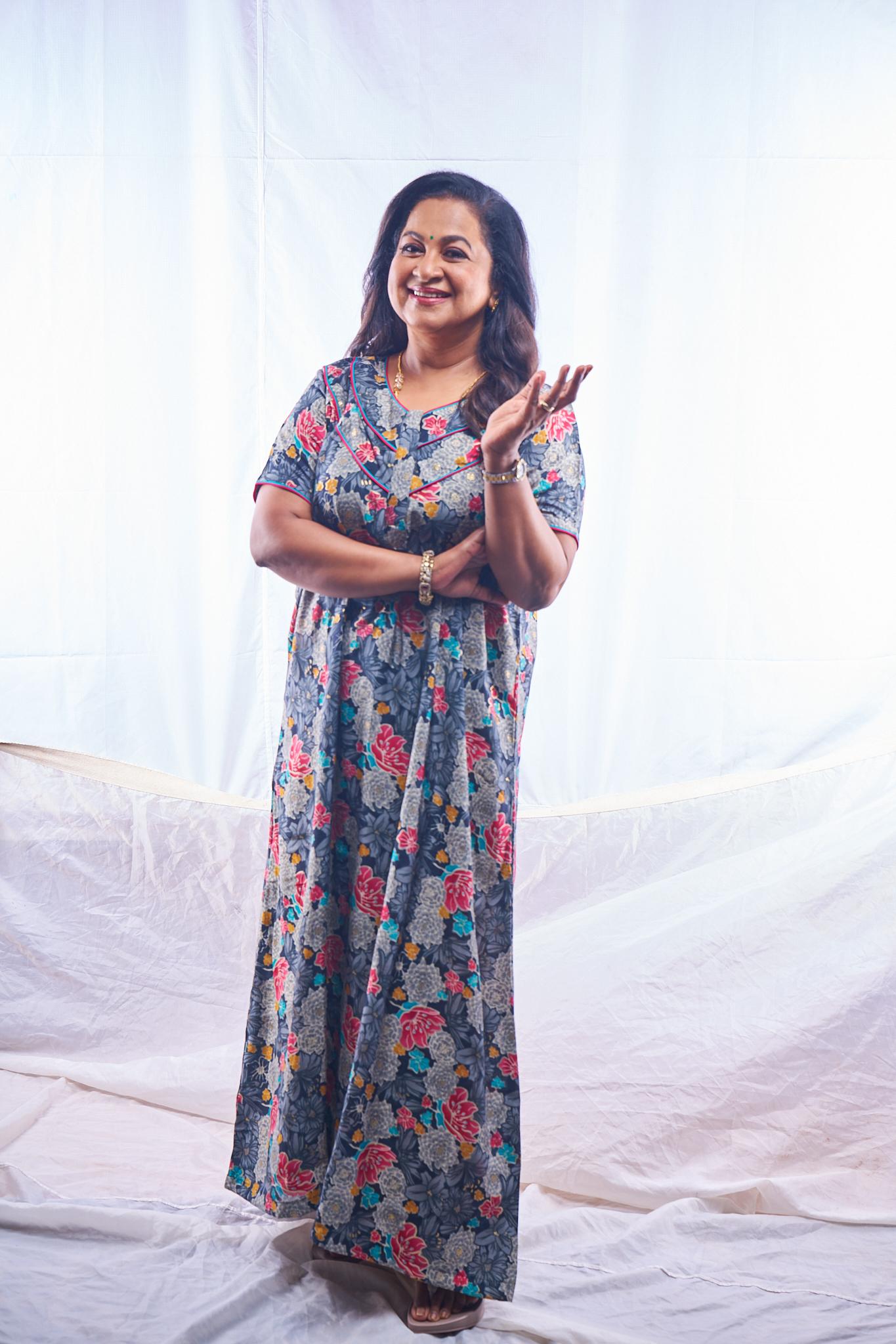 Blush Paisley Cotton Nighty -02 - product media