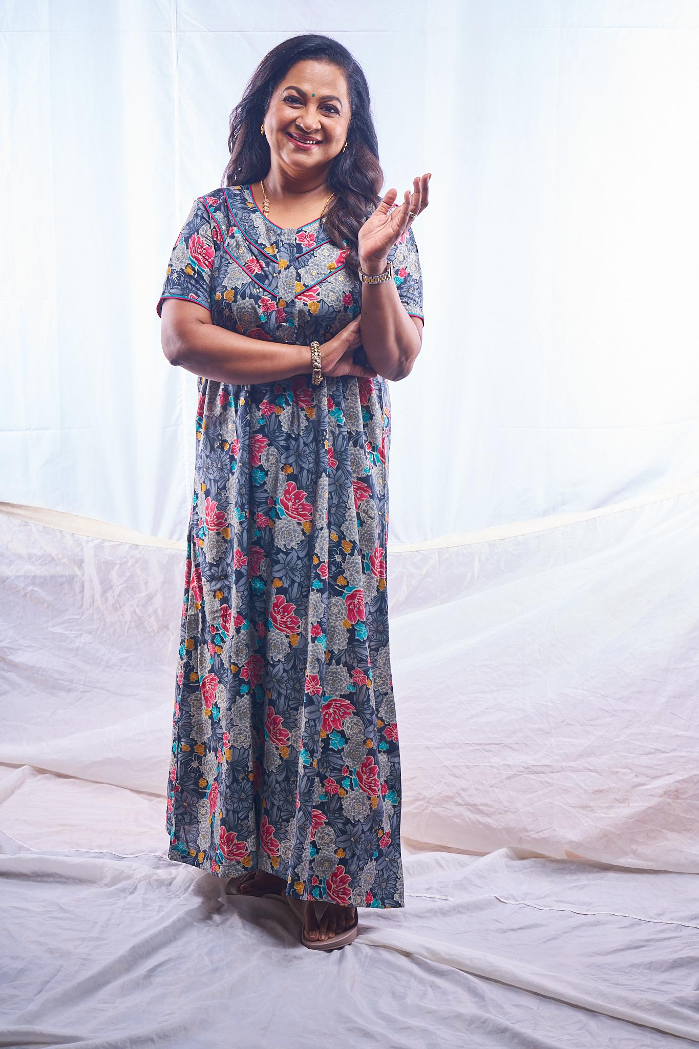 Blush Paisley Cotton Nighty -02 - product media