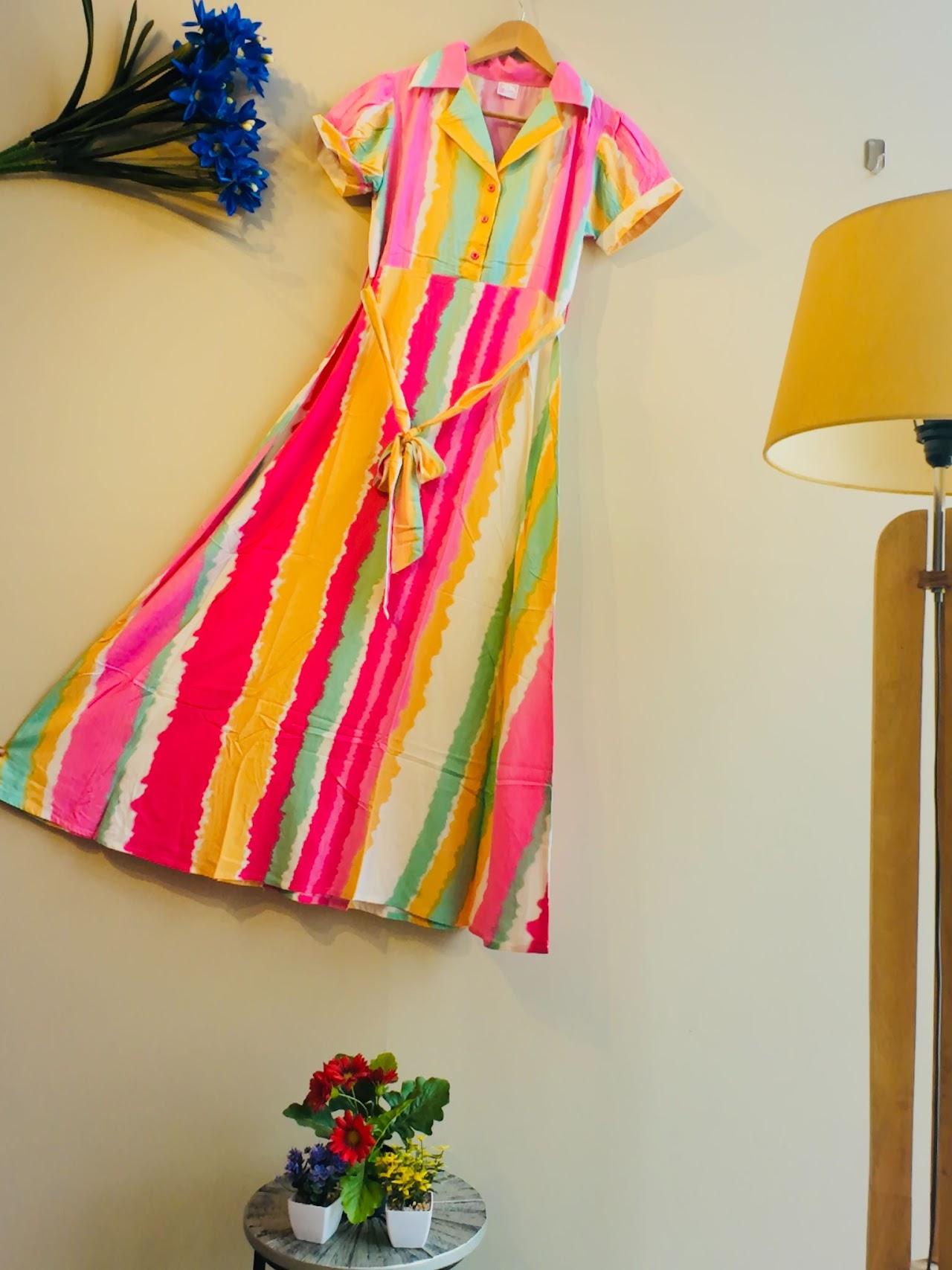 Chic Gathered Waist Midi Dress - product media